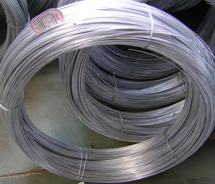 SWG 20 গেজ কার্বন ইস্পাত স্প্রিং ওয়্যার 0.9mm 1.0mm উচ্চ প্রসার্য শক্তি